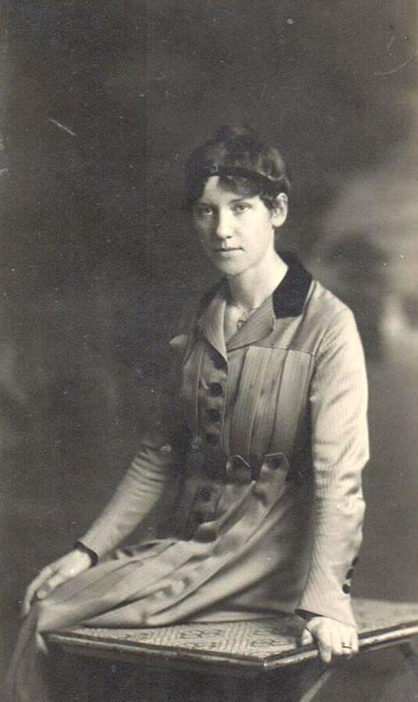 Dorothy Child (1887-1974), Graham’s wife.  This photo was taken in Marseilles in April 1918.
