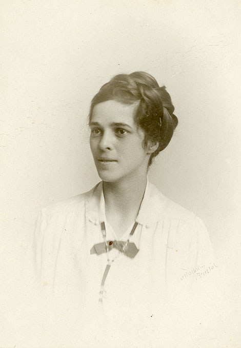 Amy in 1918, aged 23