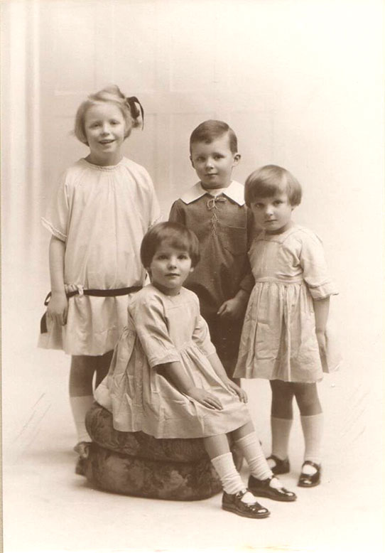 Mary, David and the twins about 1924