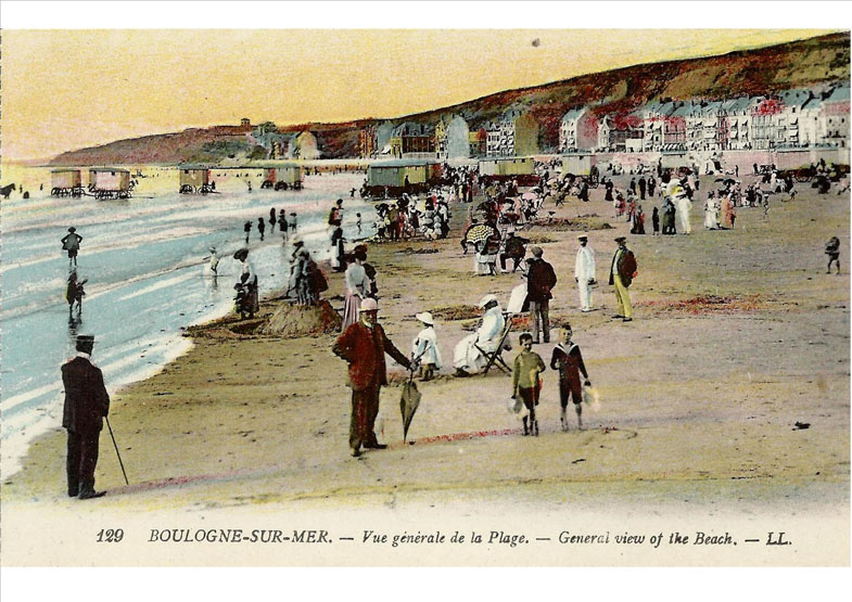 Vue générale de la Plage. General view of the Beach